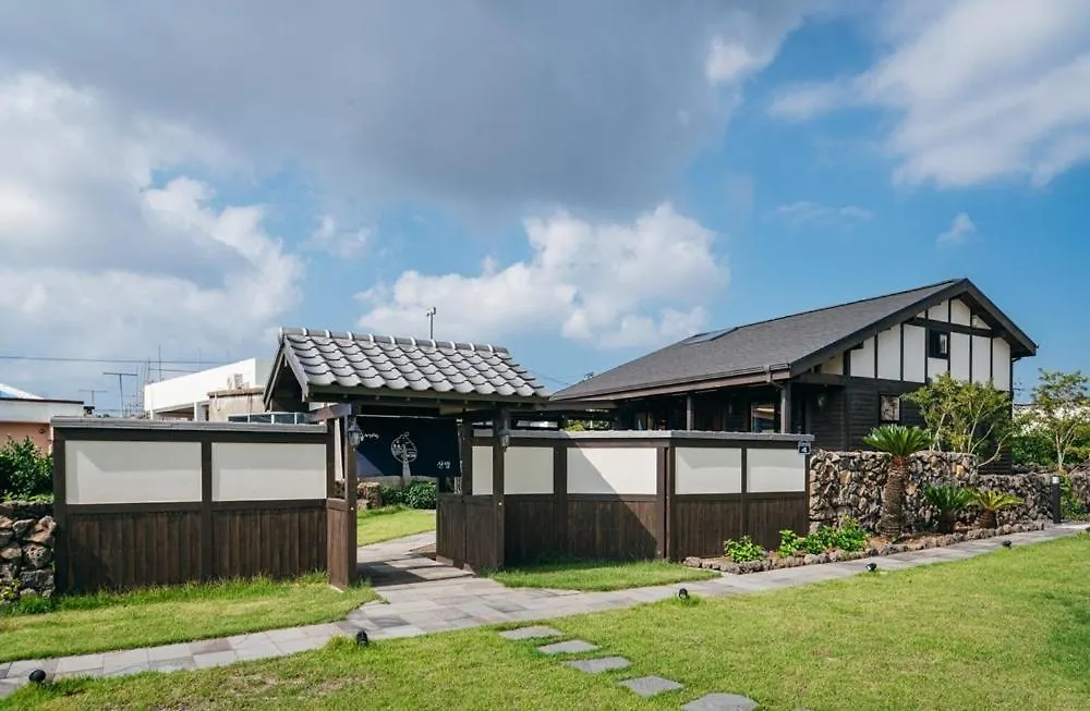 Crobe Sanbang Hotel Jeju 0*,