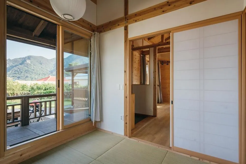 Crobe Sanbang Hotel Jeju Casa de hóspedes